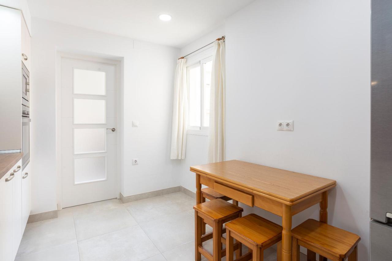 Apartament Lu&Cia Central Station 2 Parking Free Malaga Zewnętrze zdjęcie