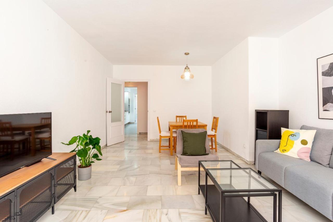 Apartament Lu&Cia Central Station 2 Parking Free Malaga Zewnętrze zdjęcie